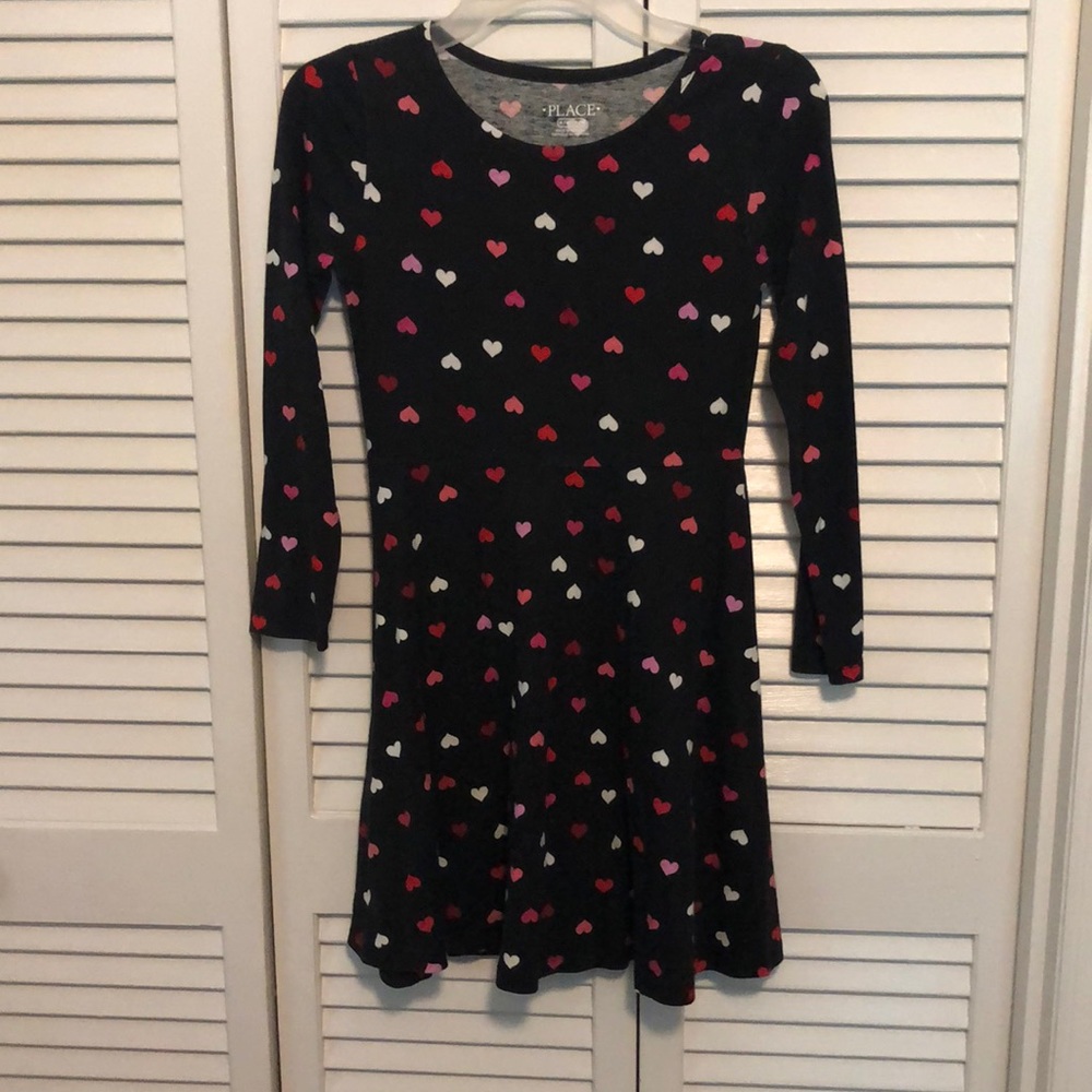 Children’s Place long sleeve black dress with hearts size 7/8